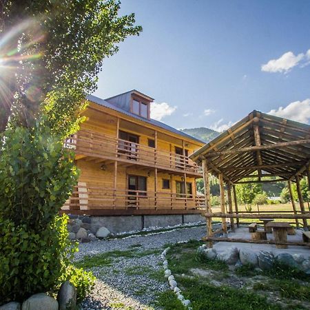 Guesthouse Gio Kashveti Екстер'єр фото